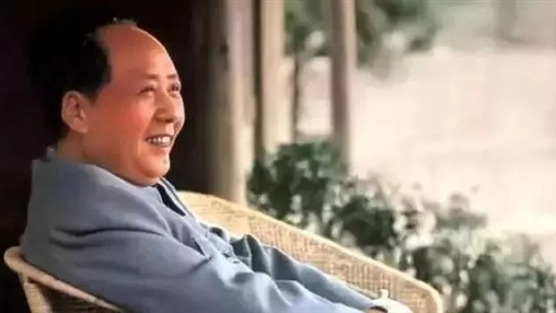 紀(jì)念毛澤東同志誕辰126周年！致敬一代偉人！